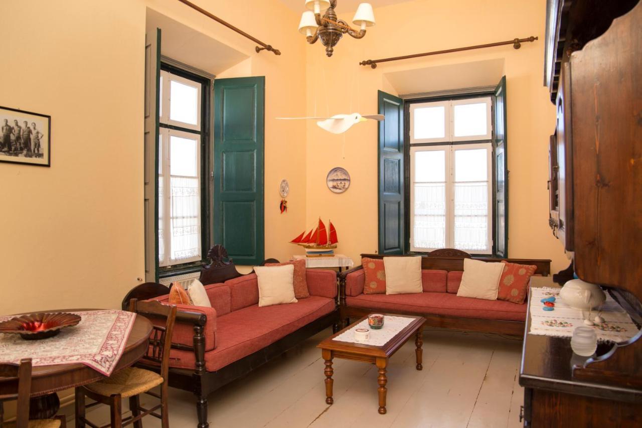 הוילה 1861 Mansion Spetses מראה חיצוני תמונה