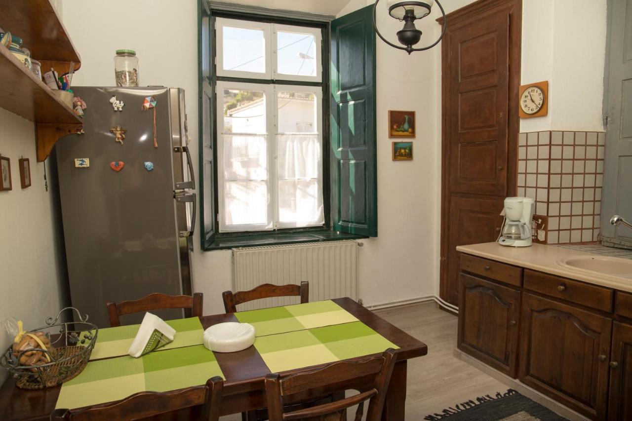 הוילה 1861 Mansion Spetses מראה חיצוני תמונה